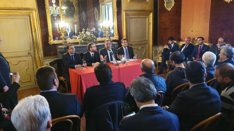 Il Ministro per il Sud, Giuseppe Provenzano incontra il Consiglio regionale dell’Anci Sicilia. Orlando: “Chiediamo l’istituzione di un tavolo Stato-Regione-Autonomie locali”